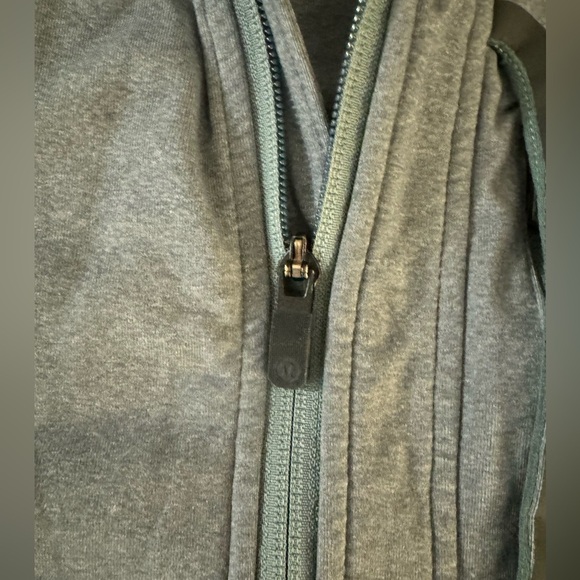 Lululemon Kung Fu Jacket - Picture 9 of 12